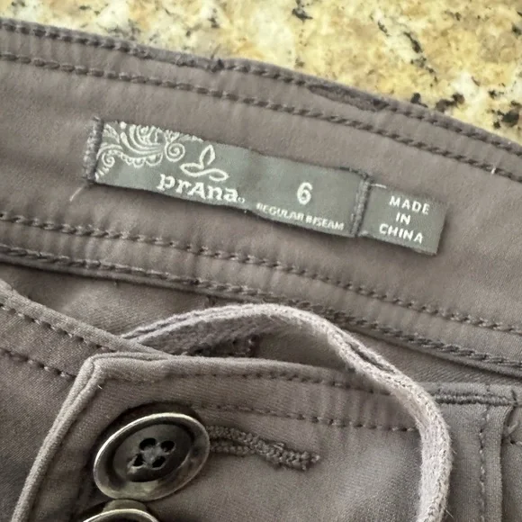 Prana Halle convertible Grey gray Casual hiking pants Pants size 6 - Picture 2 of 2